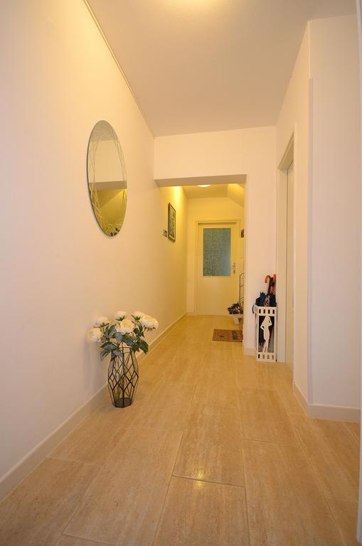 Apartments Miriam Srima Водице Экстерьер фото