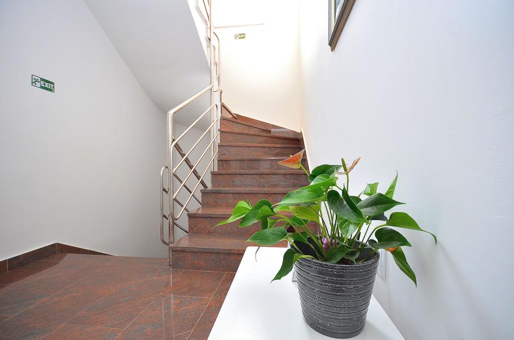 Apartments Miriam Srima Водице Экстерьер фото